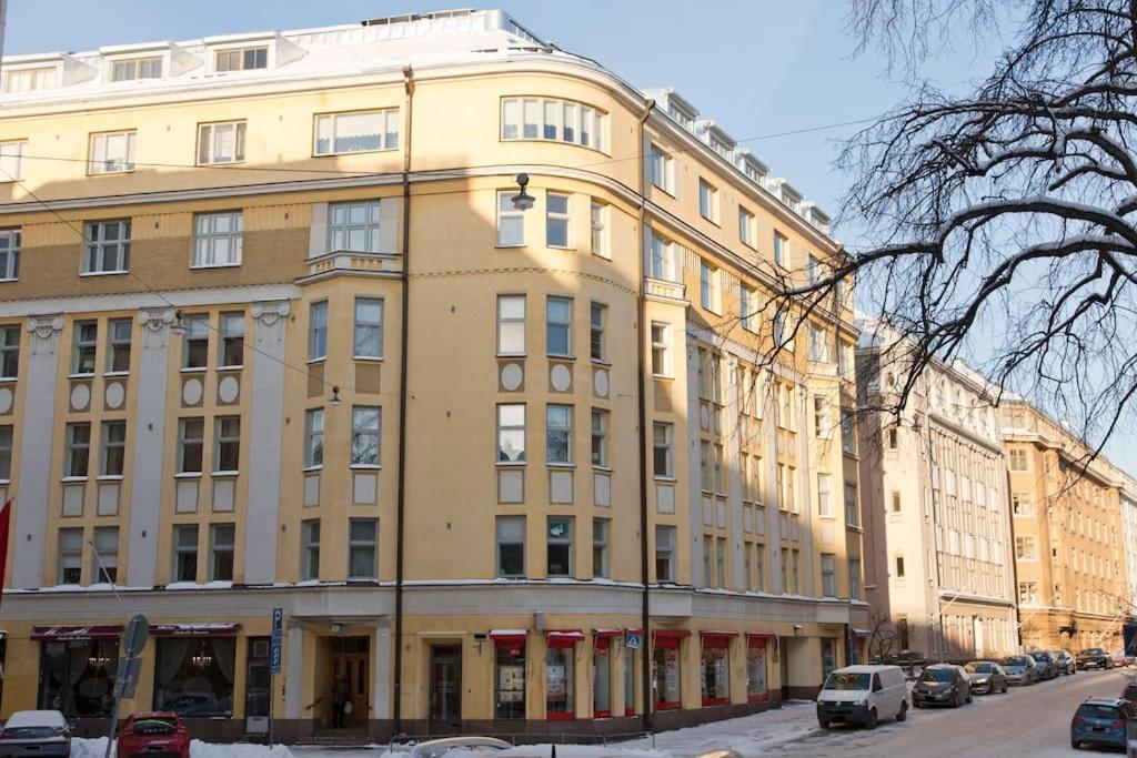 Stylish Studio In The Centre Хельсинки Экстерьер фото