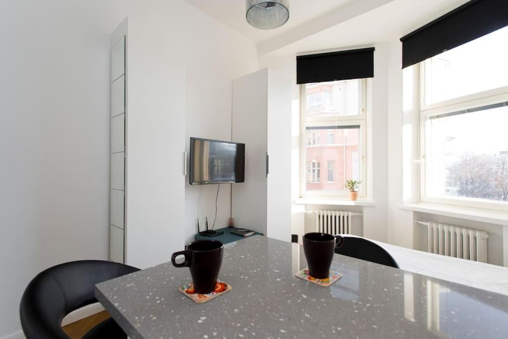 Stylish Studio In The Centre Хельсинки Экстерьер фото